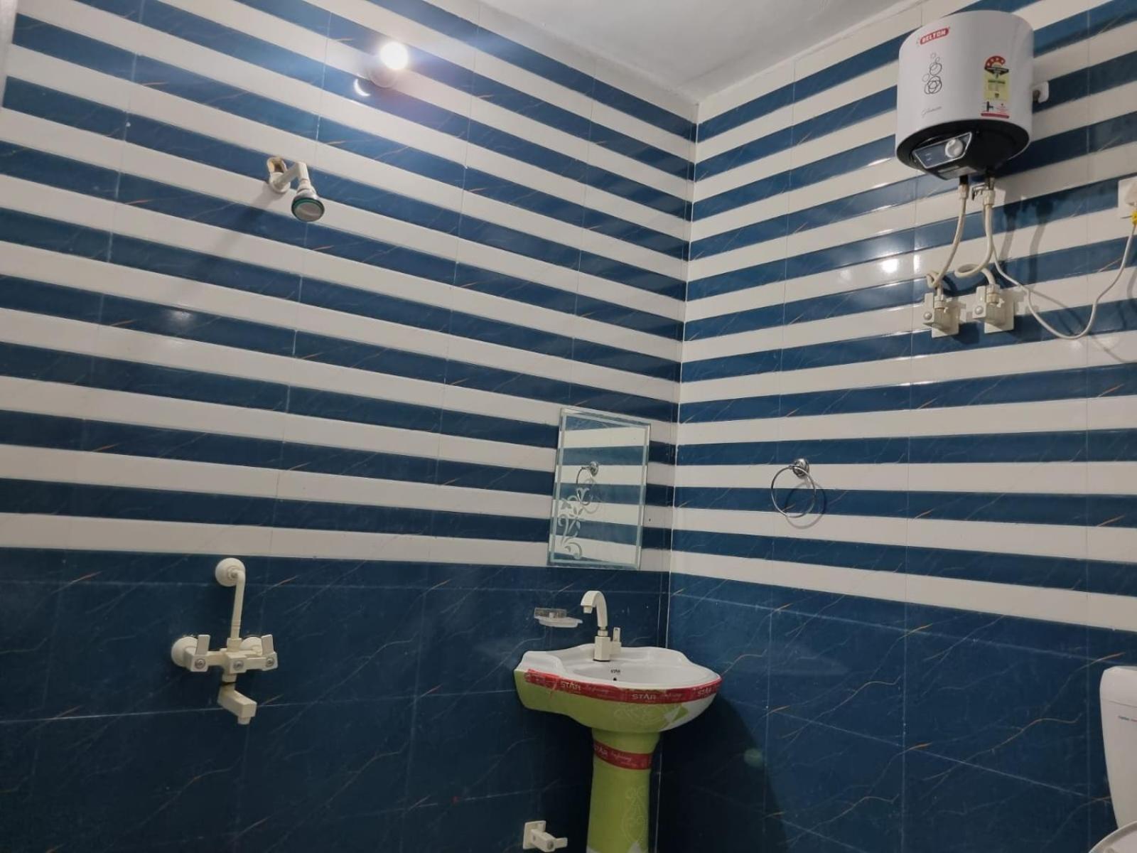 Vrindavan Bhakti Bhavan- Near Prem Mandir By Mukund Hotel Buitenkant foto