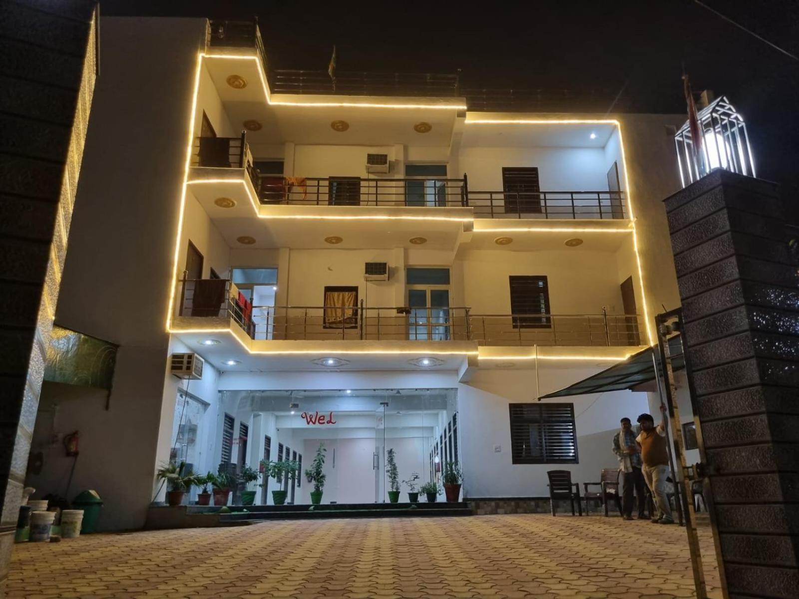 Vrindavan Bhakti Bhavan- Near Prem Mandir By Mukund Hotel Buitenkant foto